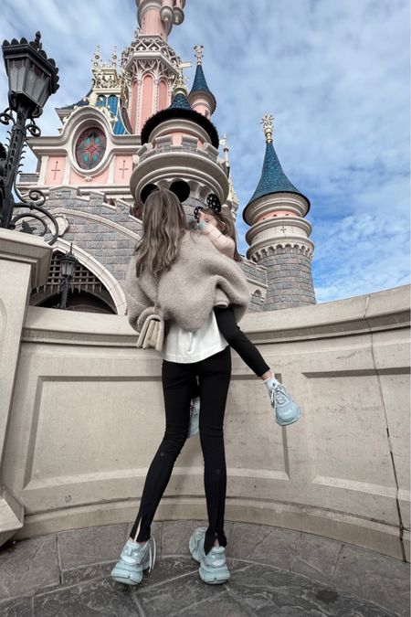 Disney Paris! Hem slit leggings. 

#LTKstyletip #LTKtravel #LTKSeasonal