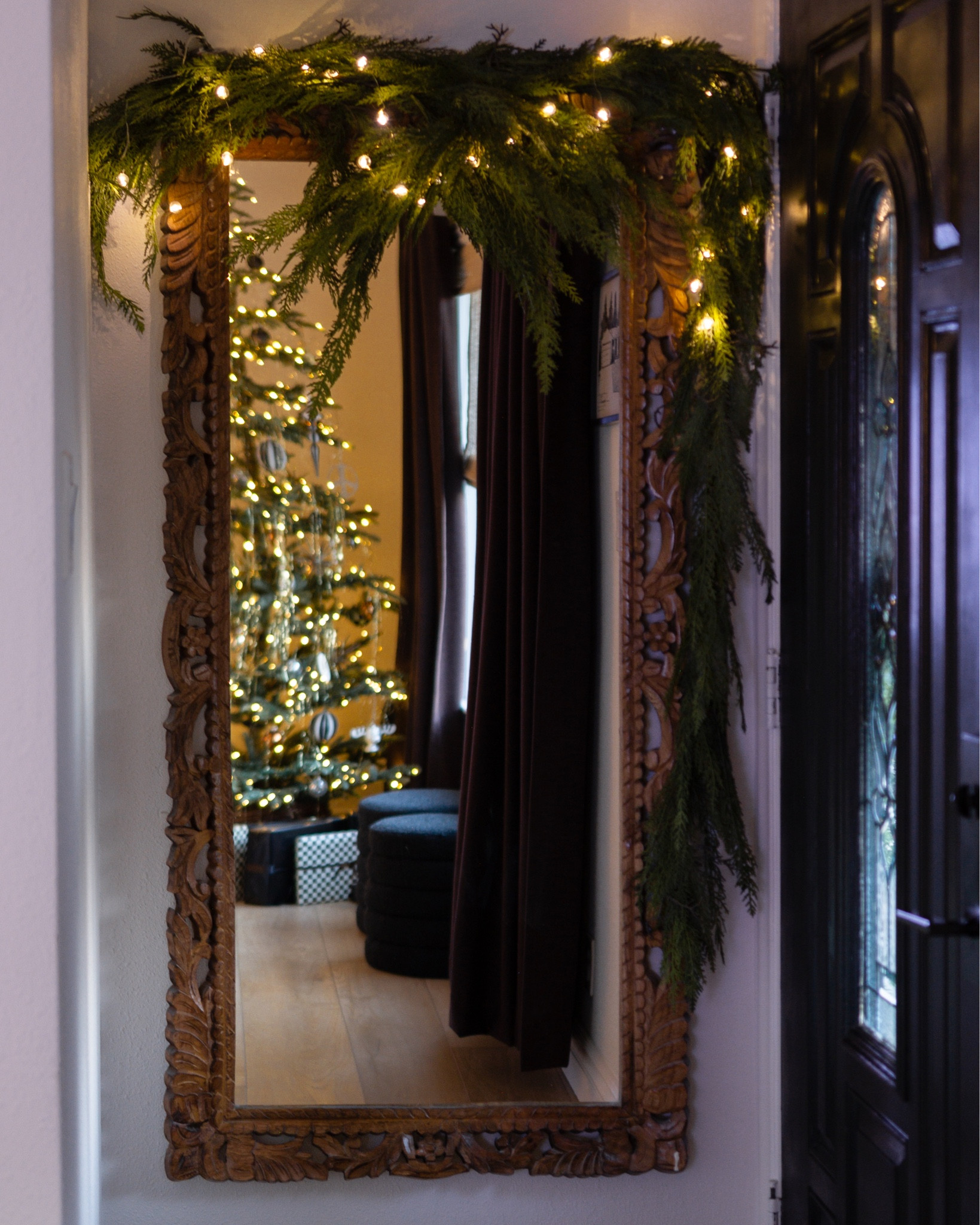 Late winter afternoons  | #christmastree #tinseltree #holidaydecor 

#LTKHoliday #LTKhome #LTKSeasonal