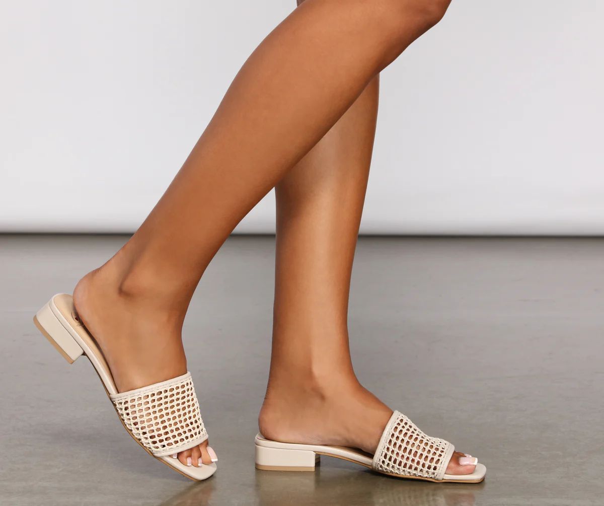 Weekend Getaway Woven Sandals | Windsor Stores