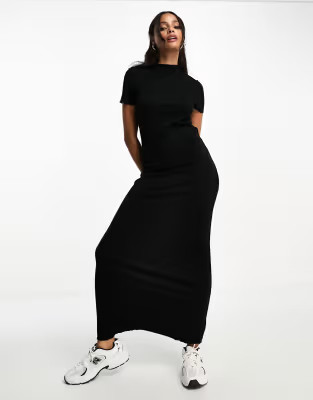 Vero Moda lettuce edge jersey maxi dress in black | ASOS (Global)