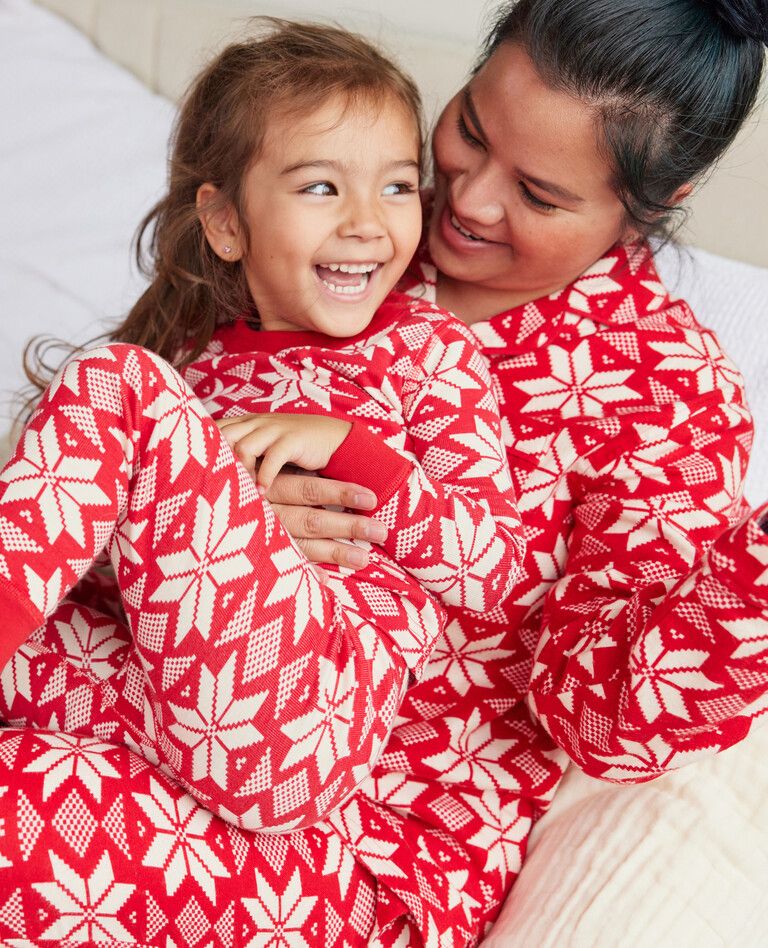 Scandi Snowflake Matching Family Pajamas | Hanna Andersson | Hanna Andersson