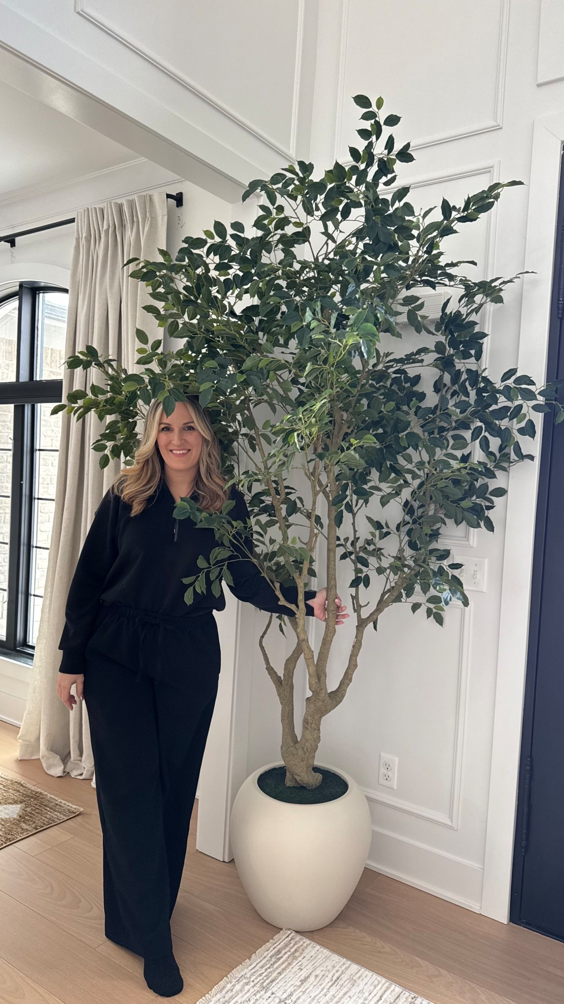 The eight foot faux tree of my dreams 😍

#LTKHome