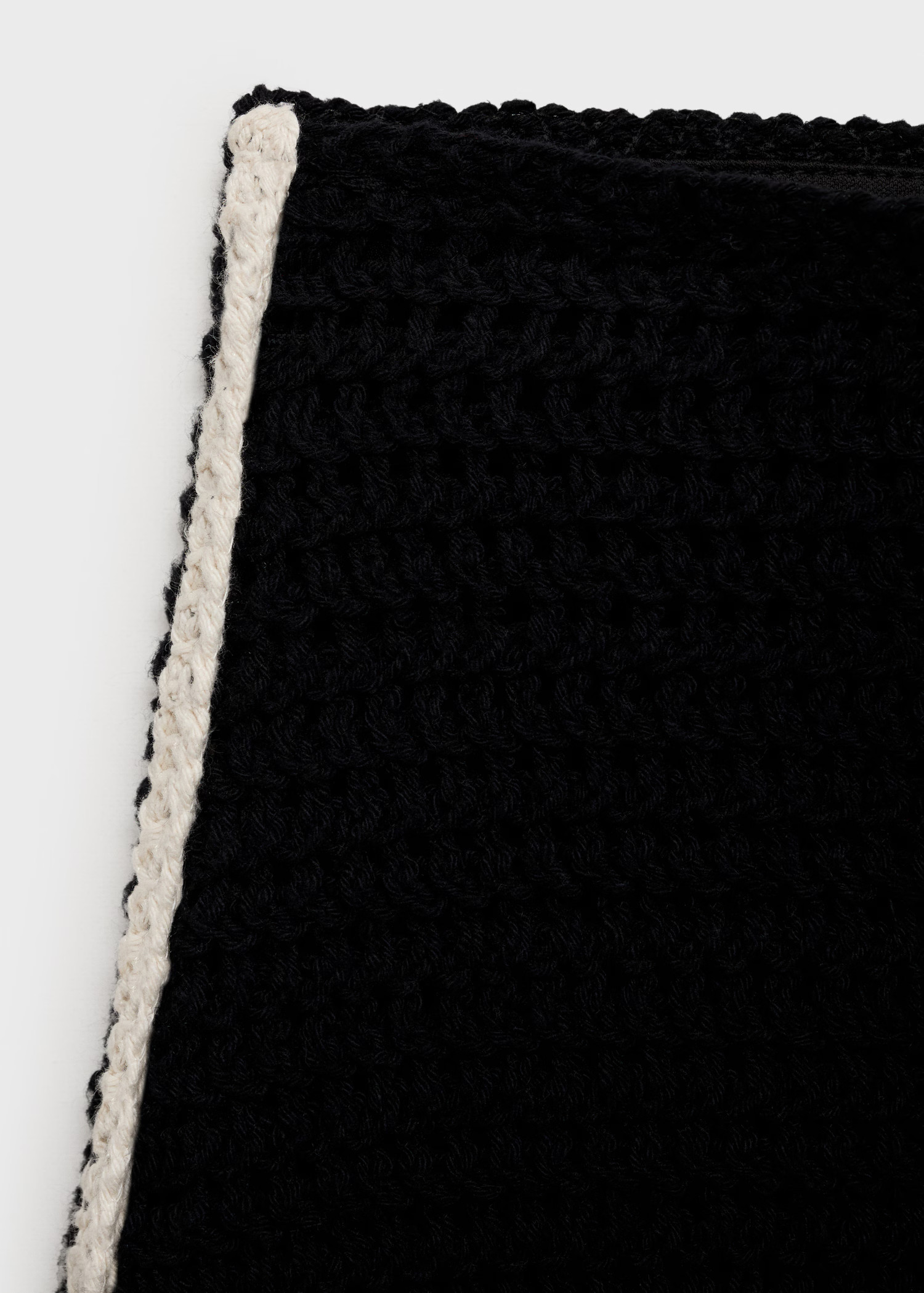 Circular-print crochet skirt - Women | MANGO United Kingdom | MANGO (UK)