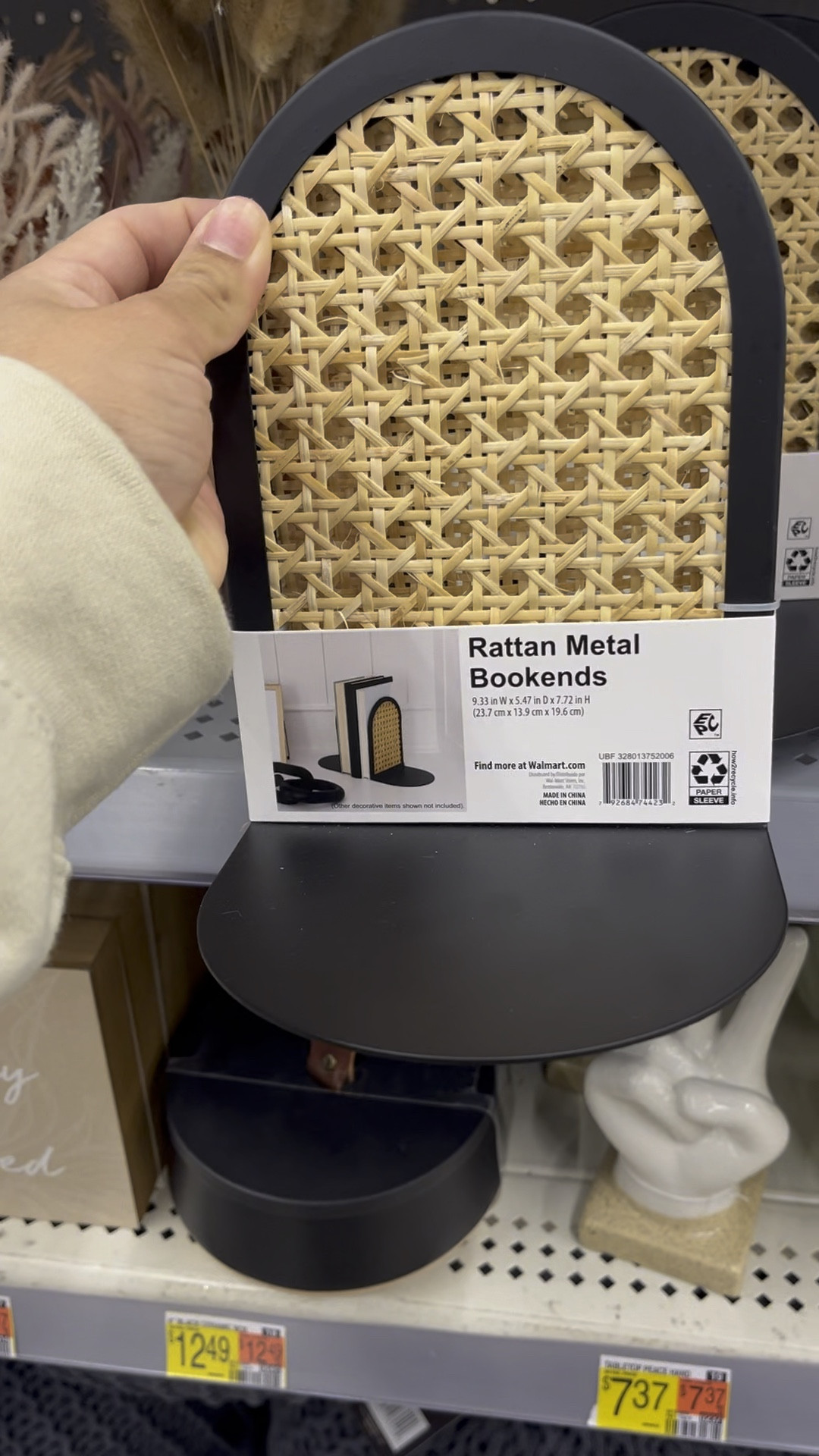 This metal bookends is perfect for your neutral home decor  

#LTKVideo #LTKhome