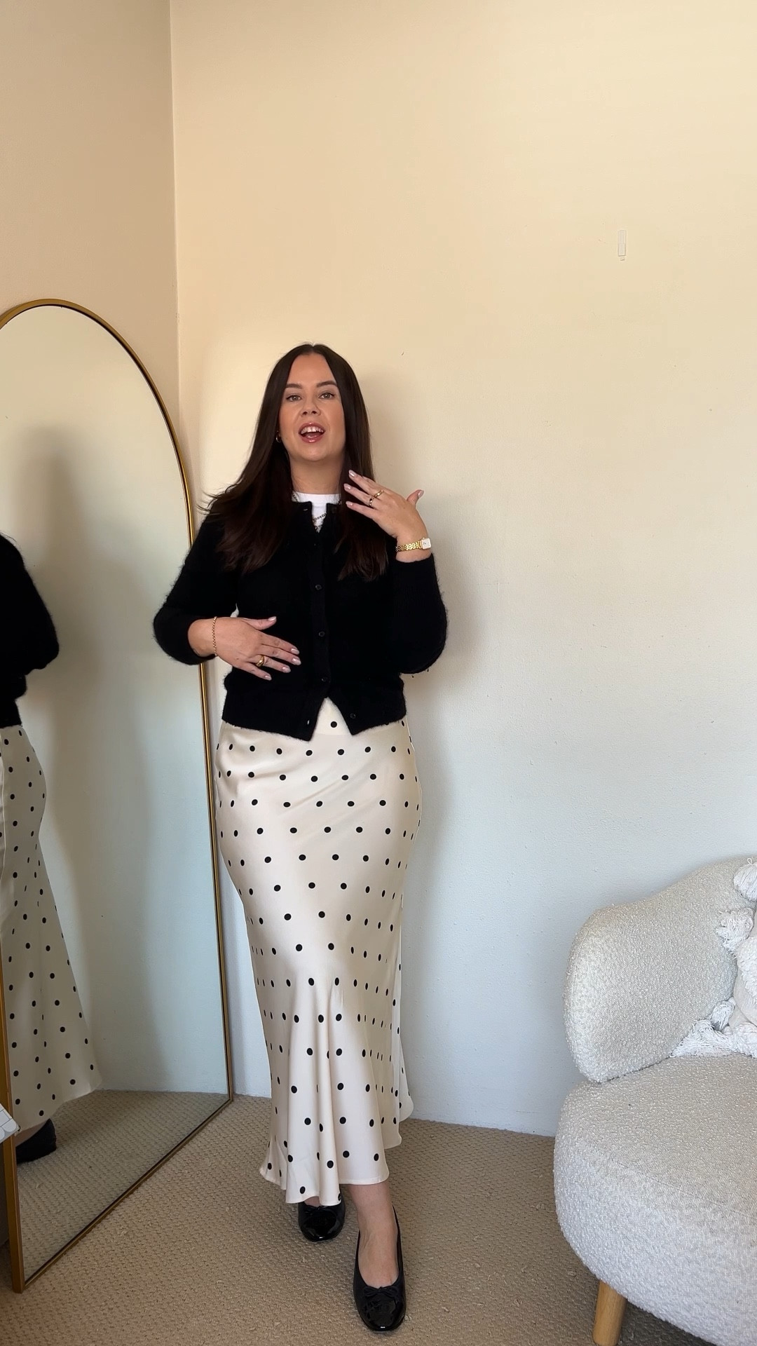 Camilla & Marc blazer (old, linked similar)
Uniqlo white tee: size XL
Uniqlo black pants: size L (sold out but I’ve linked the updated pair)
Dissh chocolate knit dress: size 12
Elka Collective cardigan: size 12
Flo & Frankie polka dot midi skirt (can’t link here, linked similar)
Dissh oversized blue shirt: size 10
Country Road black mini skirt (old, linked similar)
Henne black tank: size XL
Henne black blazer: size 14
Henne Valentina jeans: size 31

#LTKmidsize #LTKworkwear #LTKaustralia