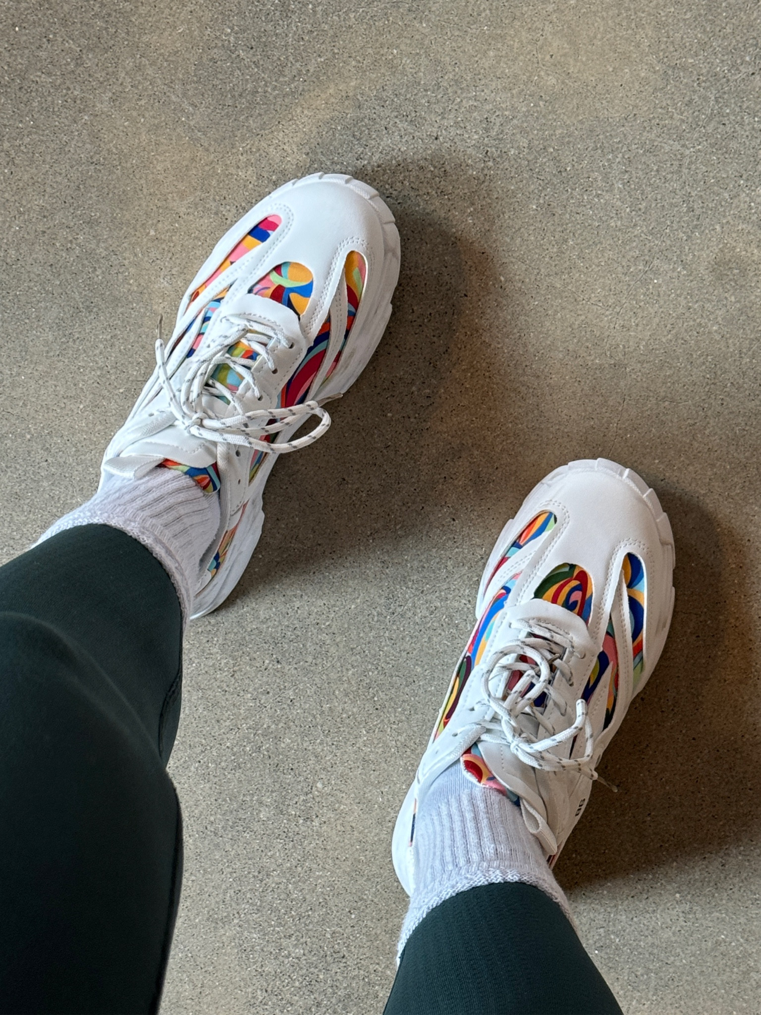 Who doesn’t love a fun sneaker 💁🏼‍♀️

#LTKfindsunder50 #LTKshoecrush #LTKbeauty