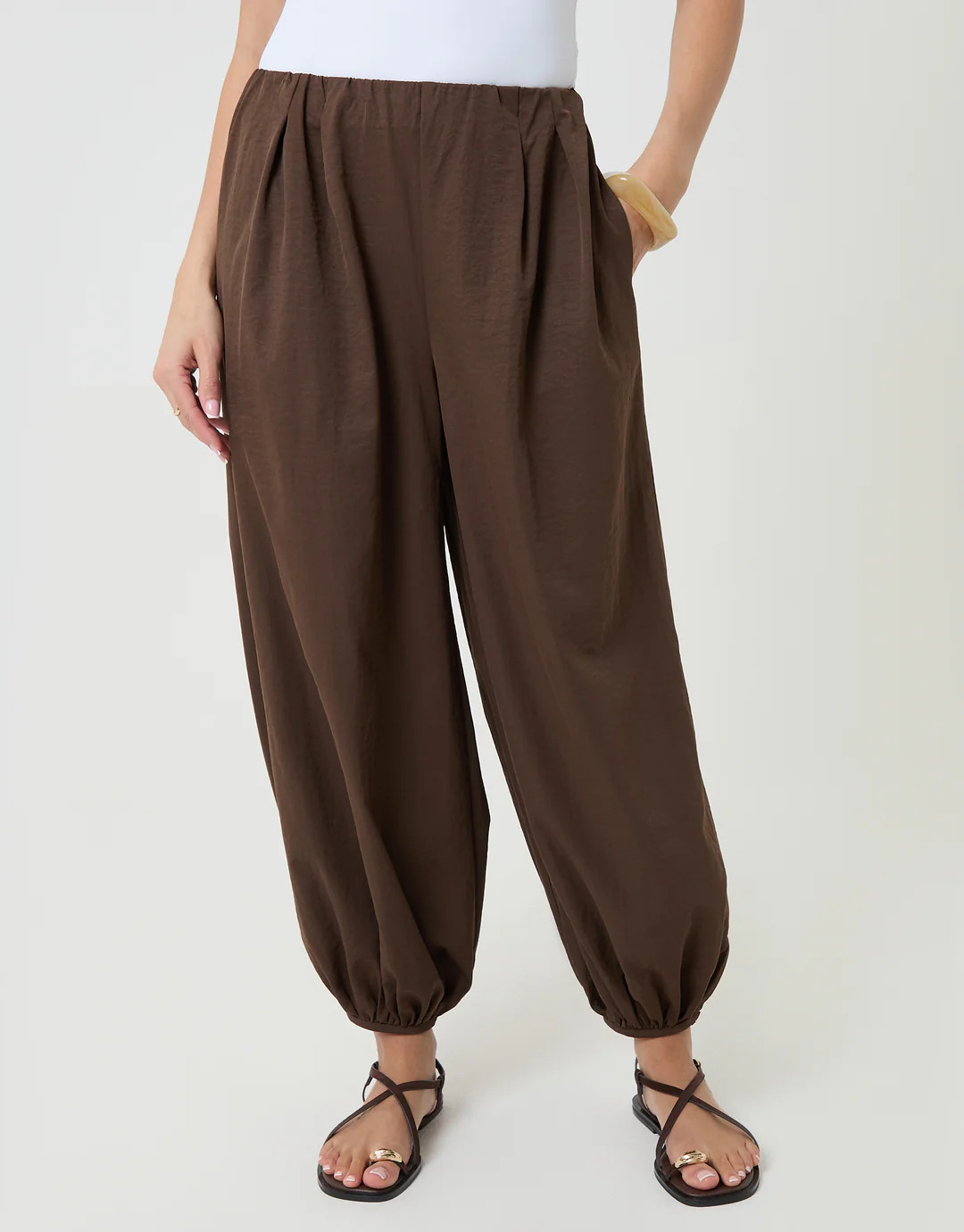 Balloon Trousers with Pockets in Brown | Threadbare UK