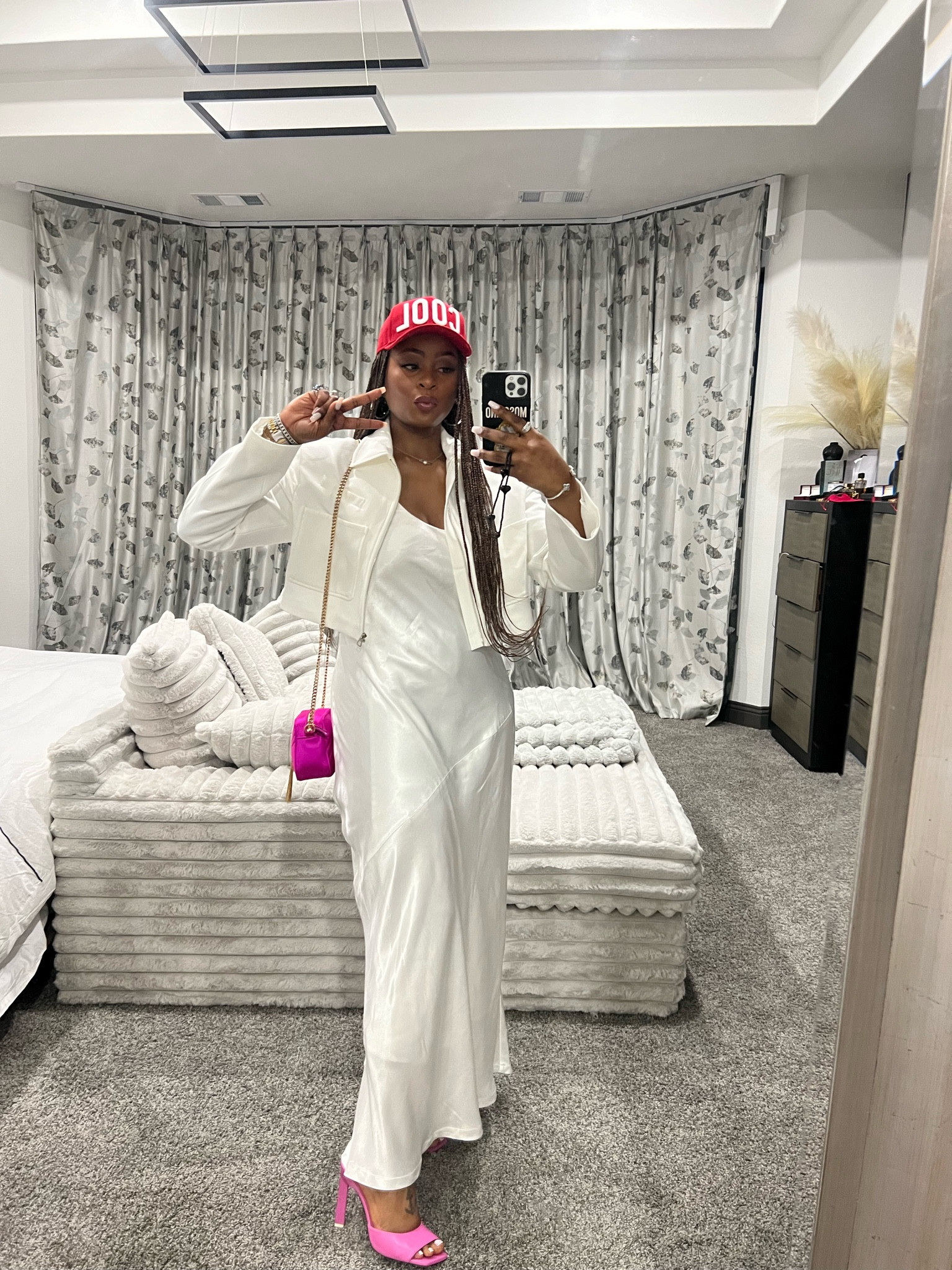 Styling  slip dresses is one of my fave style tips! 