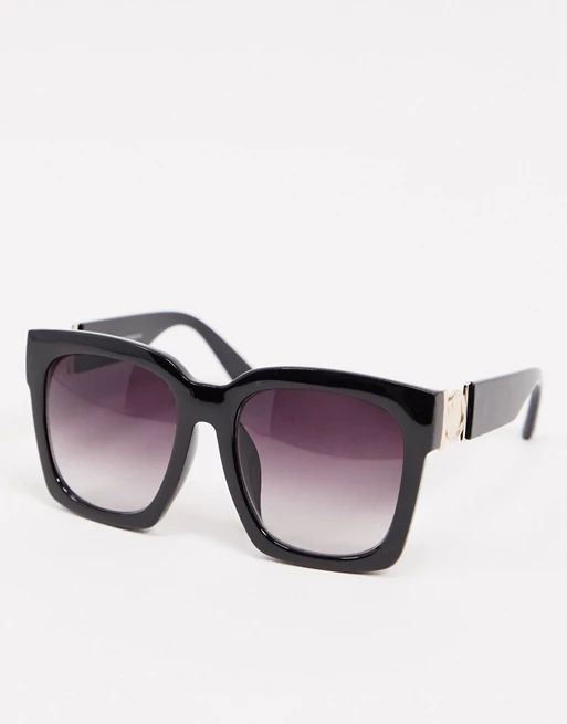 New Look – Schwarze Oversize-Sonnenbrille | ASOS DE