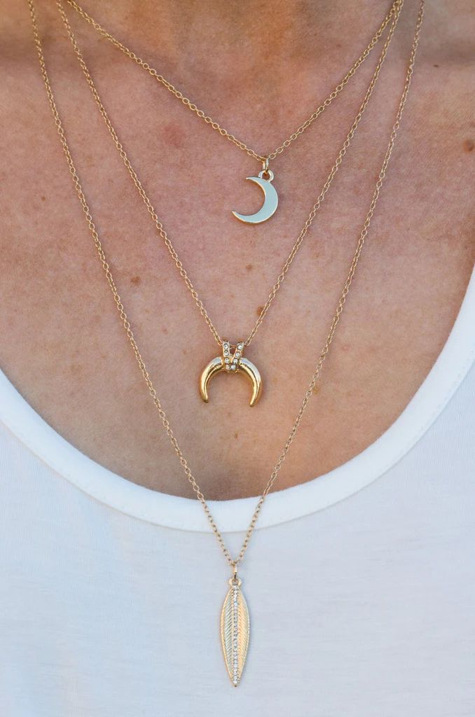 Crescent Moon Layered Necklace | Amaryllis Apparel