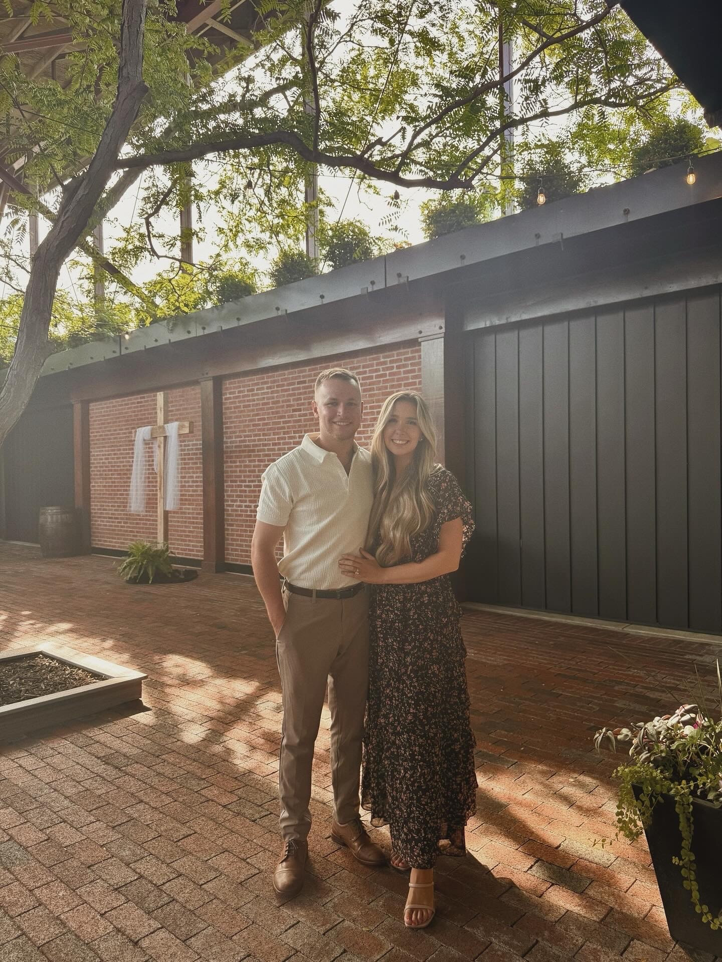 Perfect night for a wedding 🤍 #weddingguest

#LTKSummerEdit #LTKStyleTip #LTKFindsUnder100