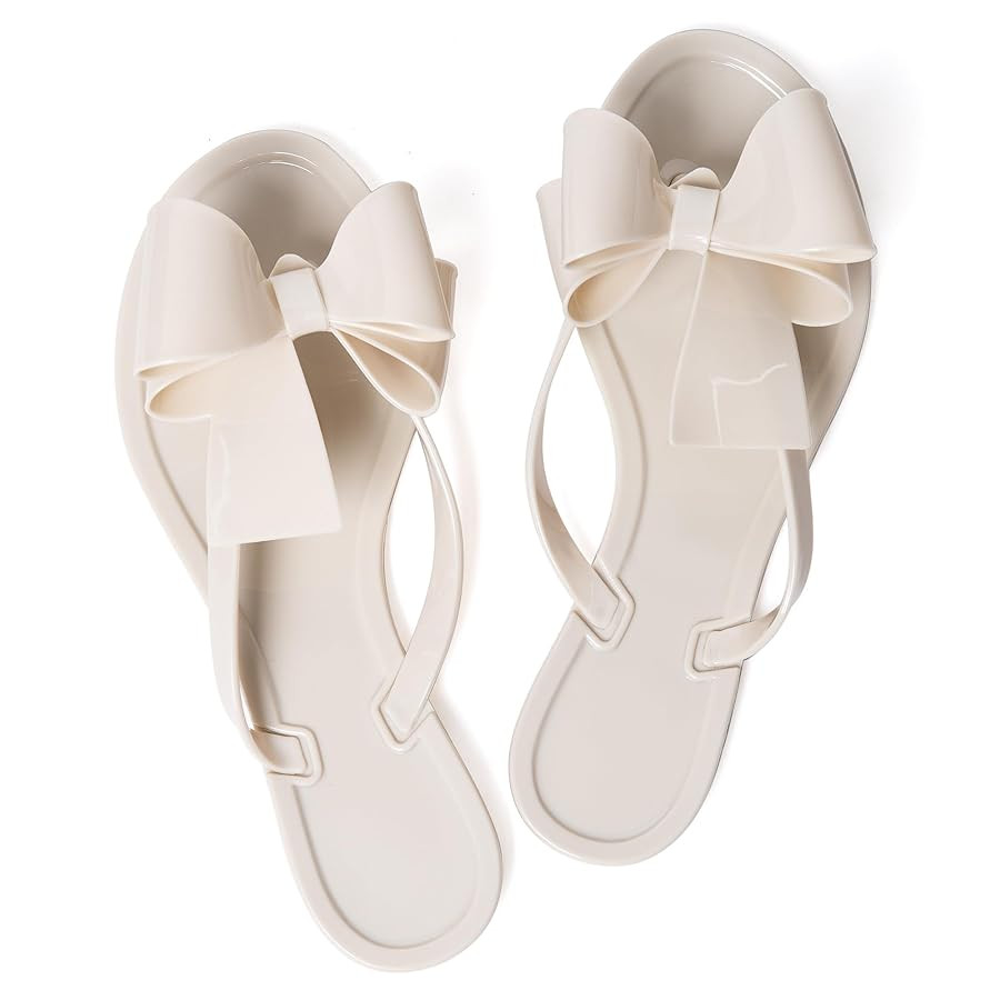 Mtzyoa Women Flip-Flops Flat Sandals Jelly Bow Beach Flat Rivets Rain Cute Dressy Summer Sandals | Amazon (US)
