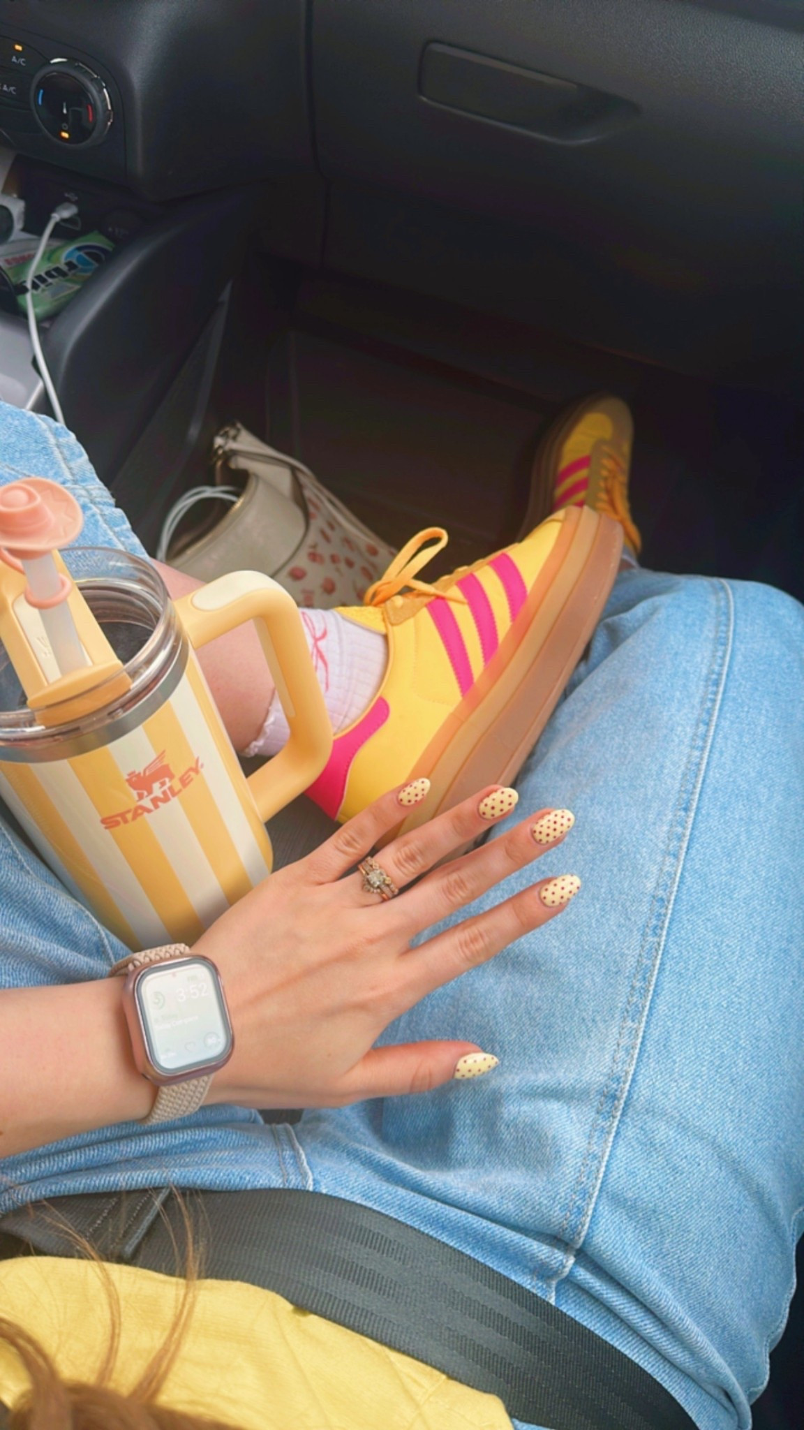 All yellow everythinggggg

Yellow adidas gazelle bold Spark/Lucid Pink platform, yellow and white striped Stanley 30oz pink logo spill proof lid design with big handle on the side, pastel light yellow with raspberry pink polka dots, target low rise subtle barrel jeans, 

#LTKSaleAlert #LTKShoeCrush