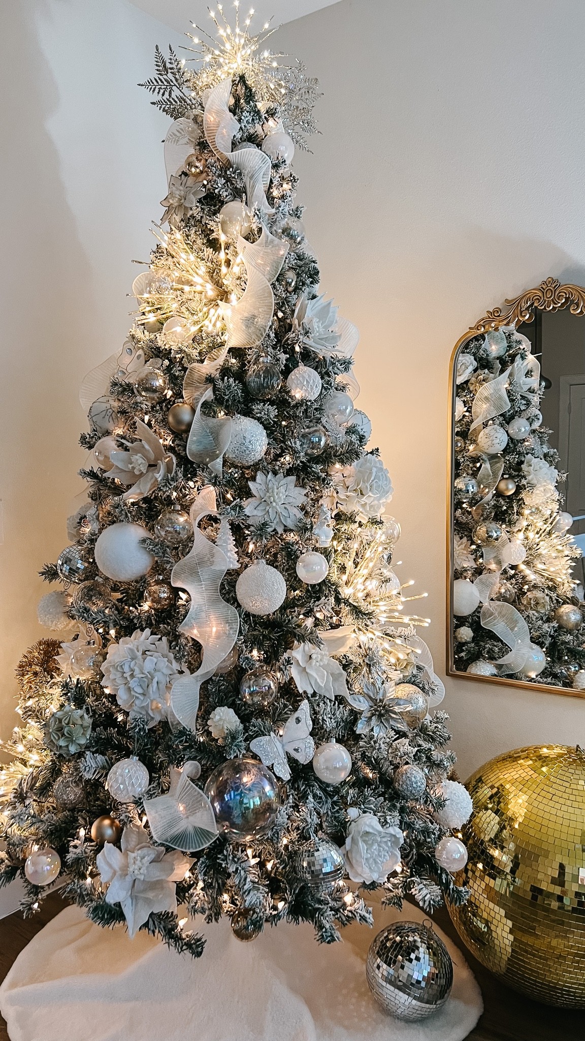 My 2022 Christmas Tree & Ornaments!

#LTKHoliday #LTKSeasonal