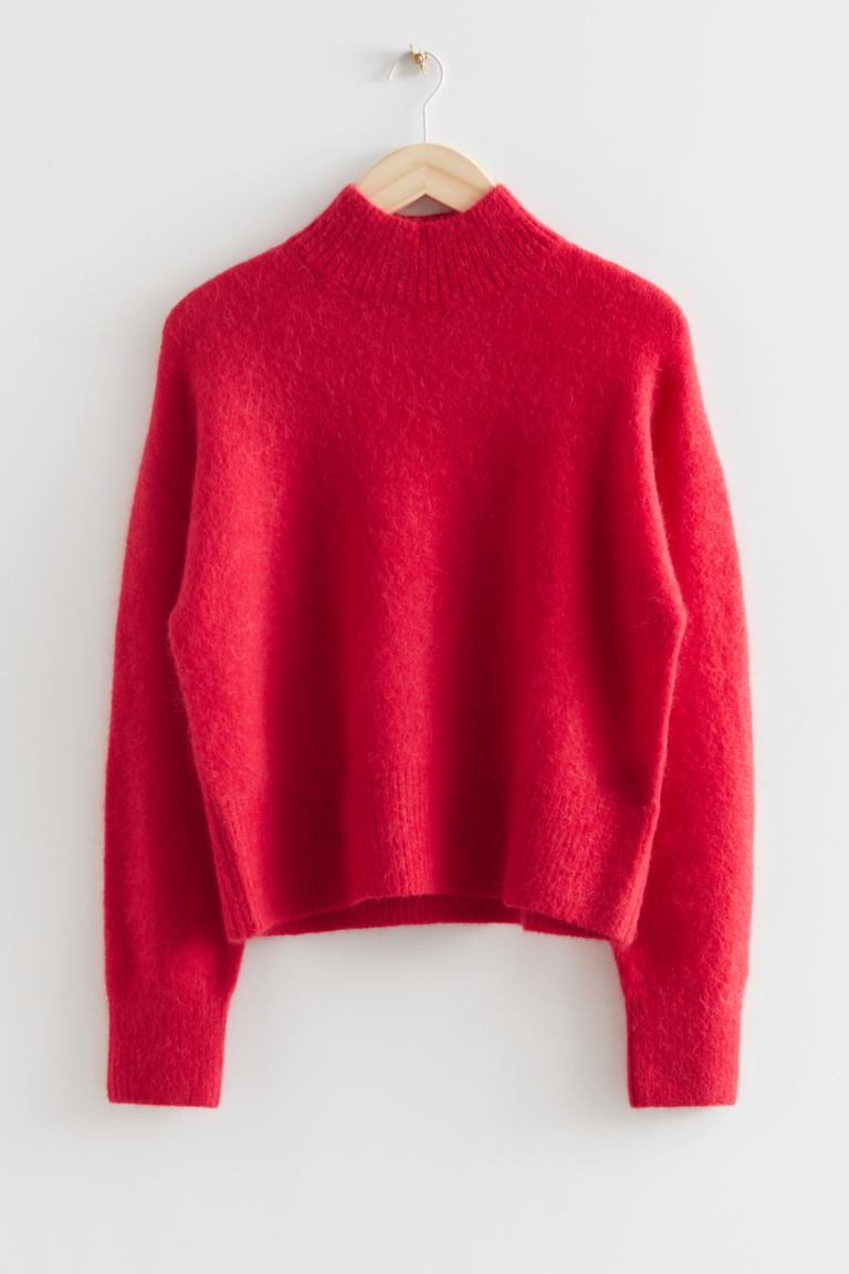 Kurzer Strickpullover mit Stehkragen | H&M (DE, AT, CH, NL, FI)