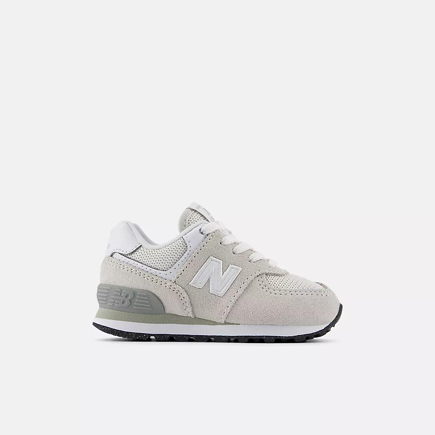 574 Lace | New Balance Athletics, Inc.