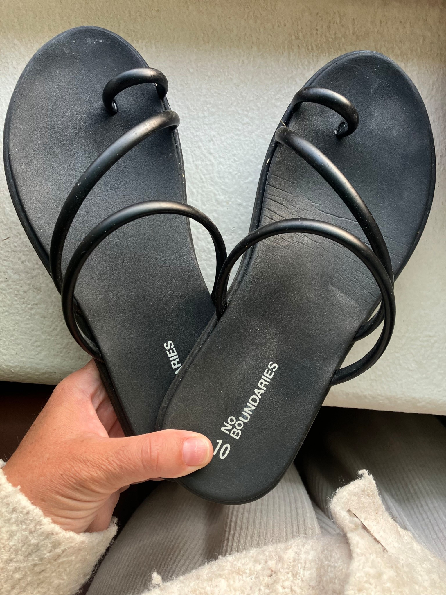 Croc dupes 

No Boundaries Strappy Toe Loop Sandals

#LTKShoeCrush #LTKSwim #LTKTravel