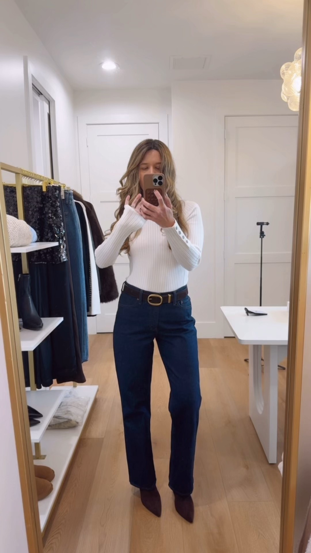 Date night outfit 🤎 jeans tts 25
ABERCROMBIE VIRAL DENIM SALE 🖤👖💙👖
25-40% off ALL JEANS 👖 PLUS 20% off almost everything else -- get an extra 15% off with code DENIMAF ✨ winter outfit, jeans, winter capsule wardrobe, wide jeans, for her, espresso brown, winter outfits , January, high rise, lounge set, date night outfits ❤️ winter outfit women, vacation outfits beach, valentines outfits women @abercrombie #abercrombiepartner

#LTKOver40 #LTKSaleAlert