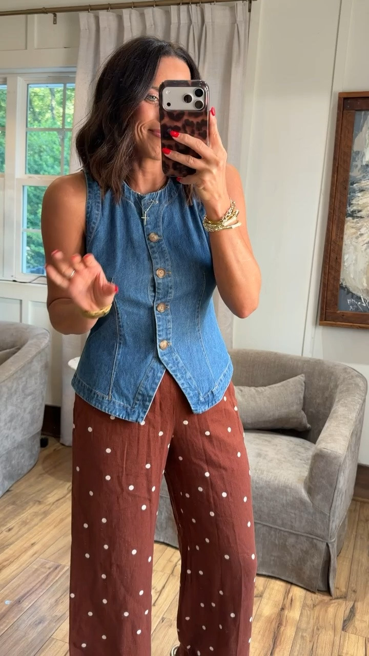 These Target pants are SO fun 🤎 The polka dots + chocolate brown are such a cute combo for transitioning into fall! Love them paired with denim too. Wearing an XS!

#TargetStyle #TargetFinds #TargetFashion #FallOutfit #AffordableFashion #TargetOutfit #LTKStyle