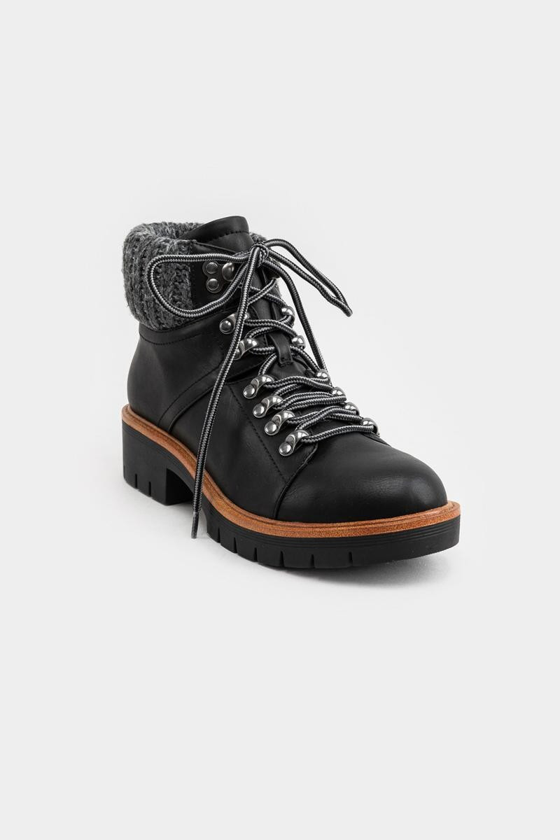 MIA Low Sweater Back Boot | Francesca’s Collections