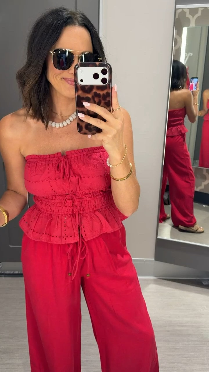 ❤️ This top is one of my favorite Target sale finds! It’s on sale and looks so much more expensive than it is. I love the eyelet detail and peplum fit—it would be so cute with white denim, linen pants, or shorts all summer long.

Size XS
5’3” for reference

#targetstyle #targetfinds #targetfashion #targetsale #summerstyle #budgetfashion #ltkstyle #salefinds #affordablefashion #redtop