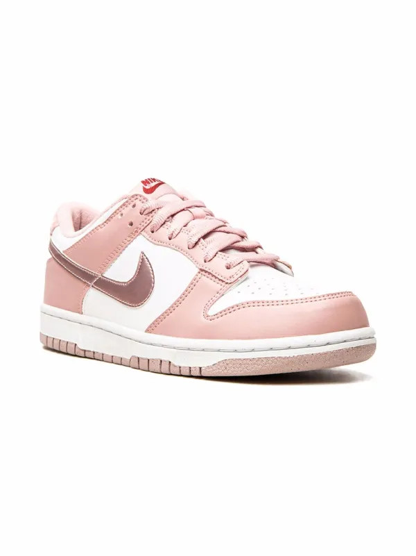 Dunk Low "Pink Velvet" sneakers | Farfetch Global