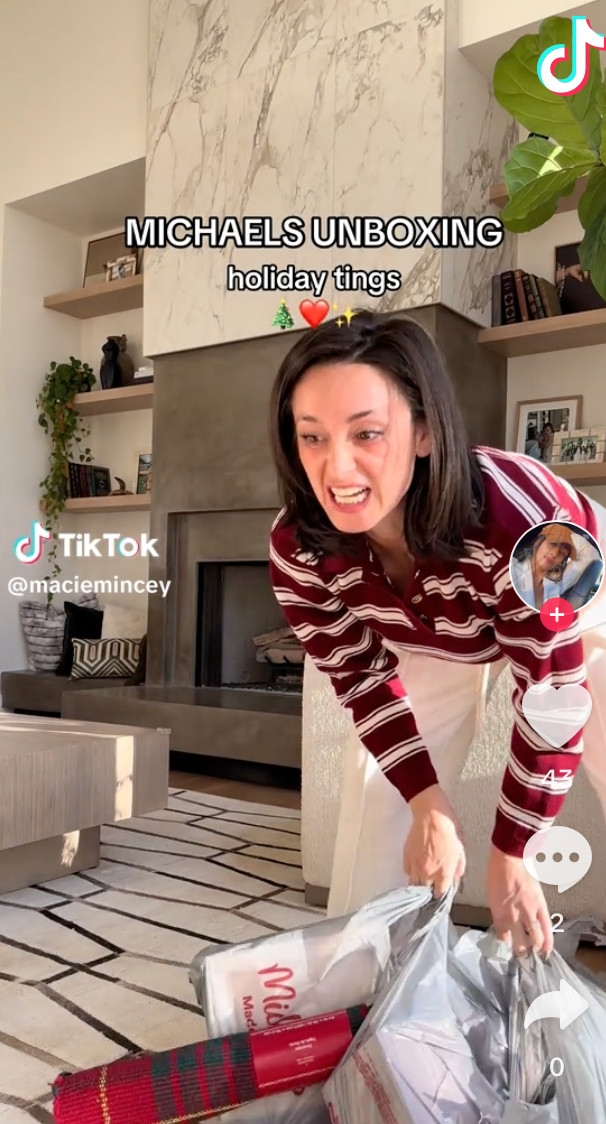 Obsessing over this Michaels haul, I may have to go back for more.


#christmas #holiday #christmashaul #decor #momlife 

 #LTKGiftGuide #LTKdayinmylife #LTKSeasonal