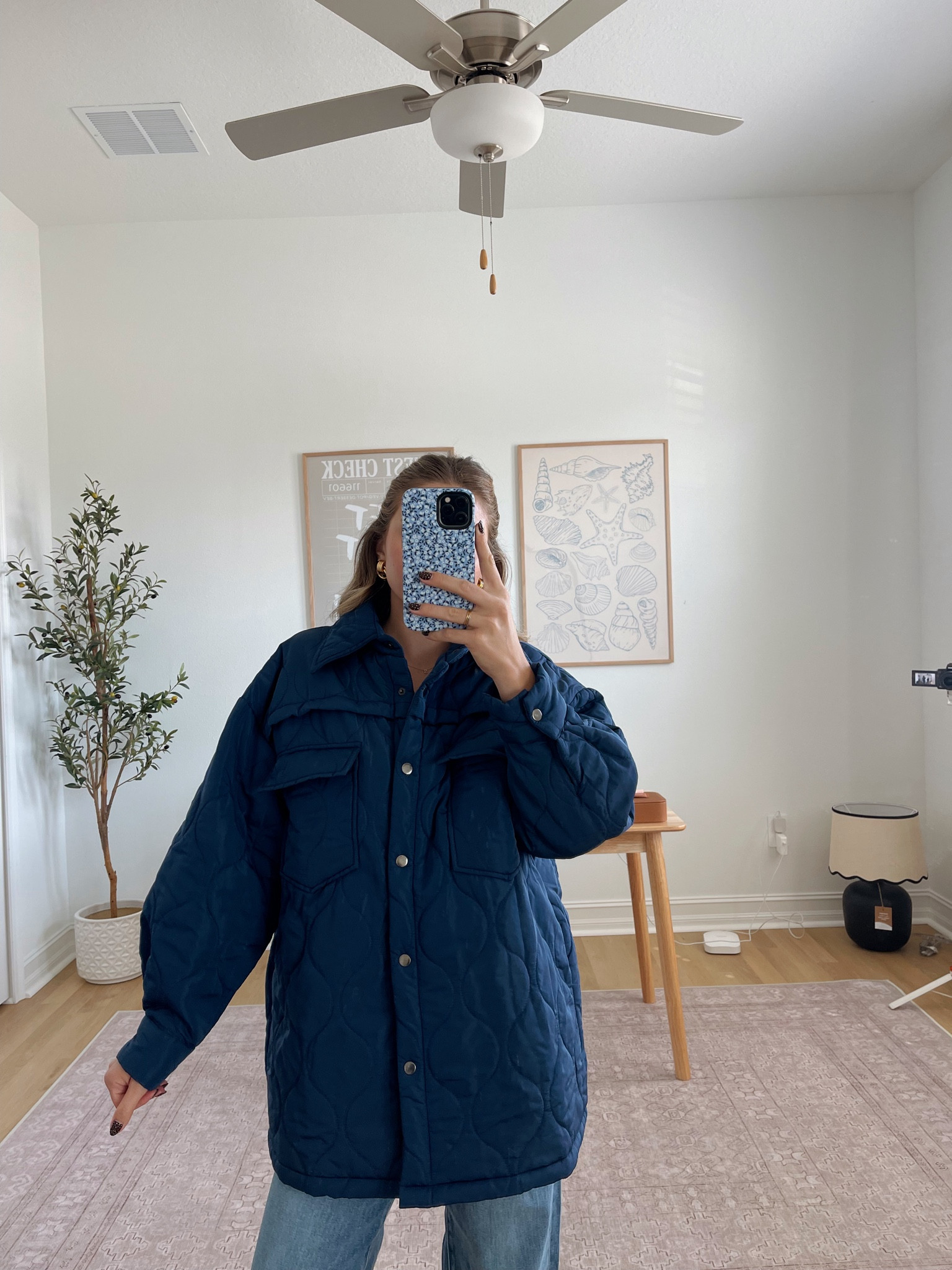 Quilted navy oversized jacket 💙 absolutely love this for winter/spring transition & it’s oversized! Wearing size small 

#LTKGiftGuide #LTKWatchNow #LTKSeasonal