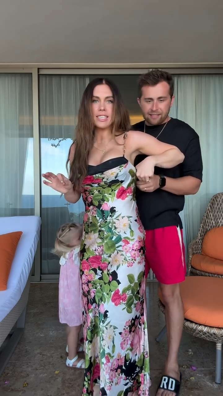 Night 3✨ 

 #LTKStyleTip