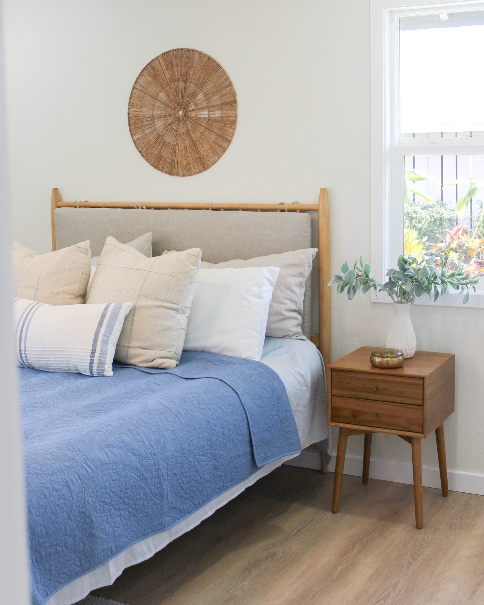 This bedroom look is simple but beautifully designed. Shop here!

#LTKHome