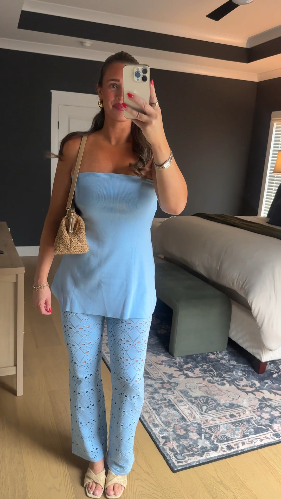 Amazon 2 piece set 
5’10” | size 8 
Wearing a medium (top runs a little big so size down if in between)