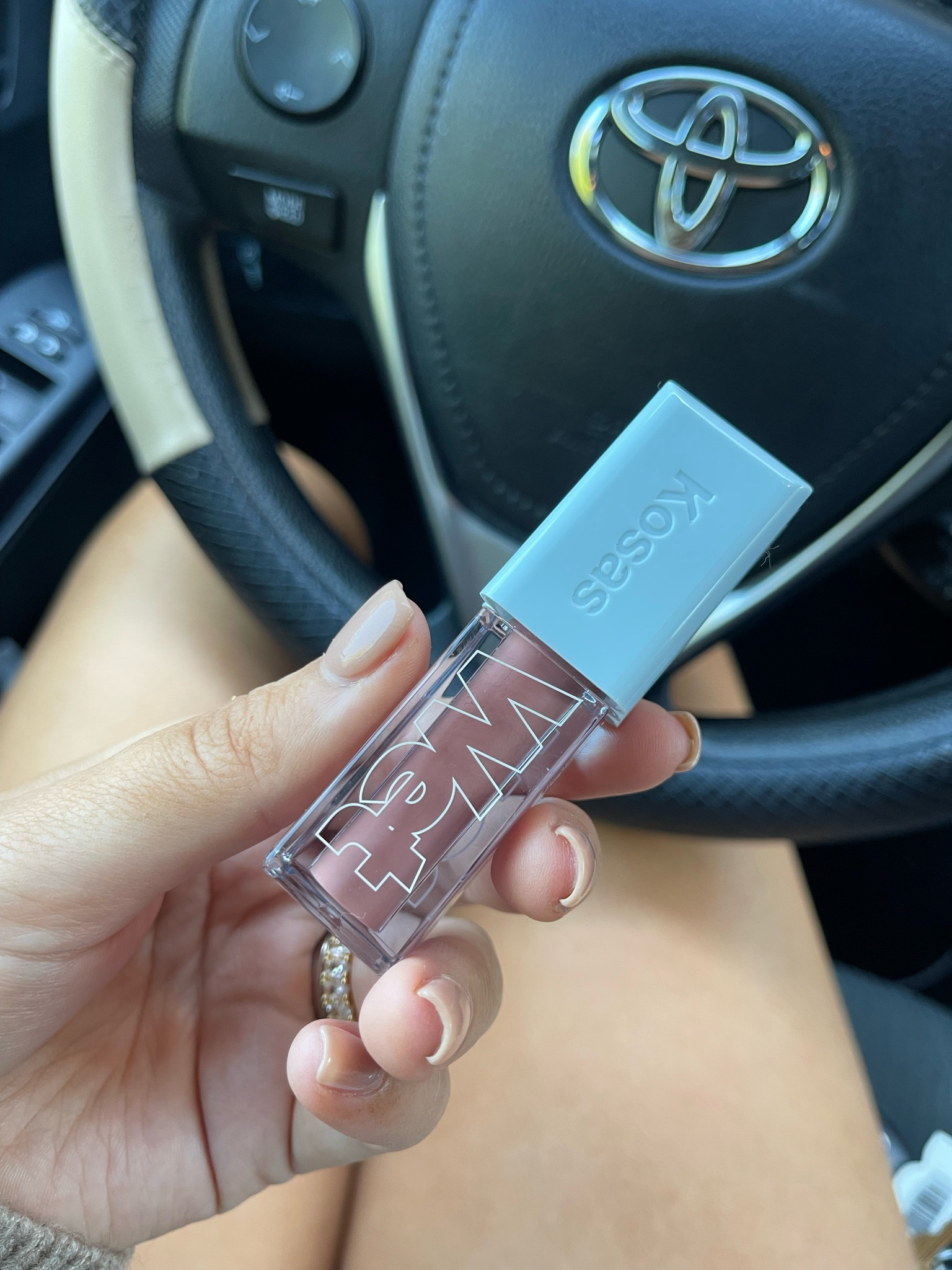 The best lip gloss non sticky and beautiful color from kosas 

#LTKbeauty #LTKfindsunder50 #LTKfindsunder100