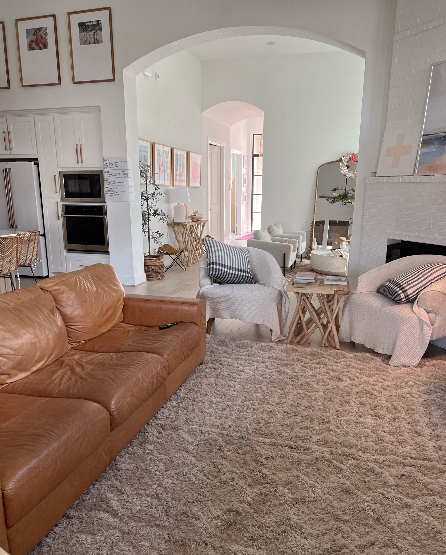 LIVING ROOM RUG 50% OFF!!! 

Added two accessories I love for this room 📣

#LTKhome