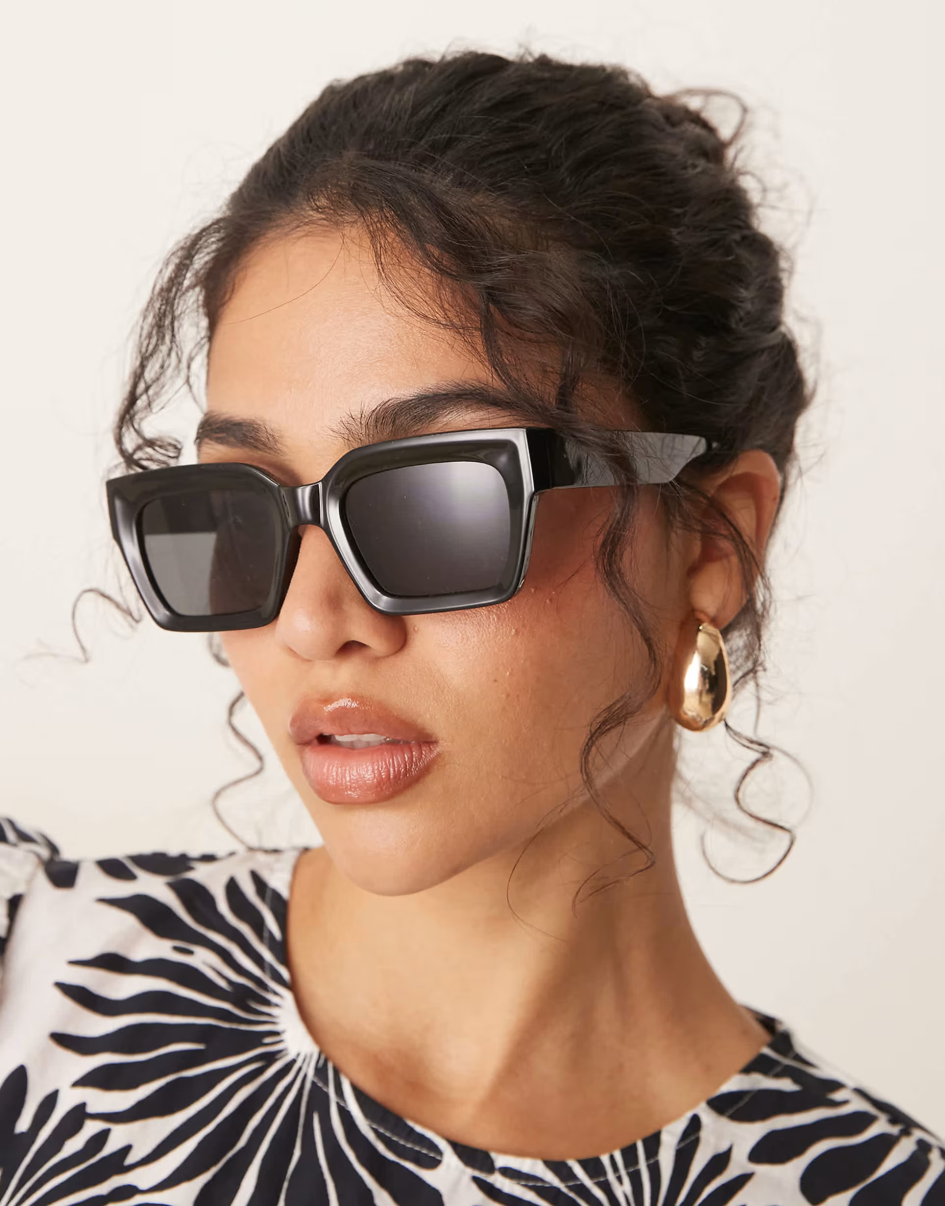 ASOS DESIGN bevel square sunglasses in black | ASOS | ASOS (Global)