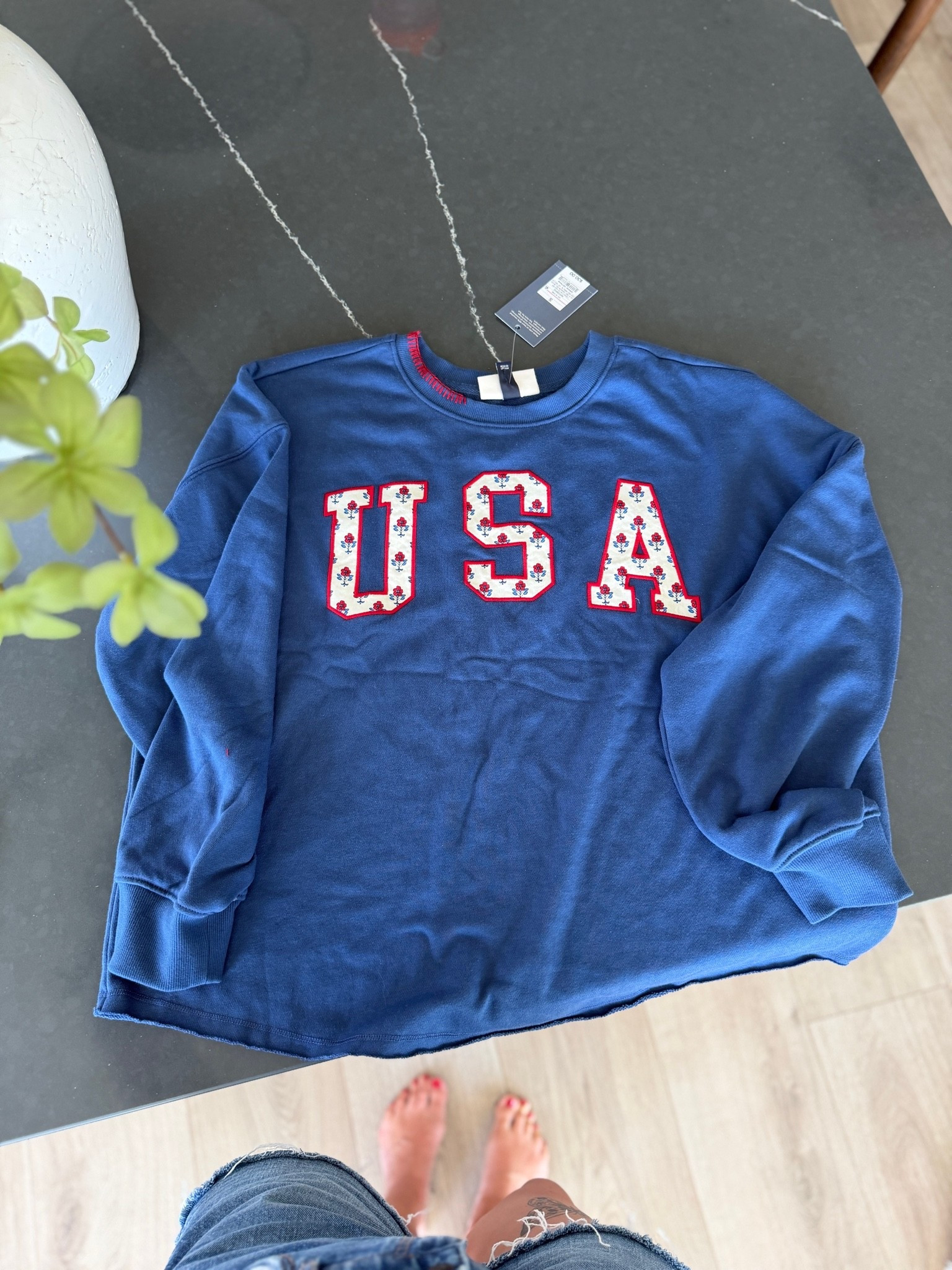 New Target pullover! I love the flowers in the USA.

#LTKSeasonal #LTKootd