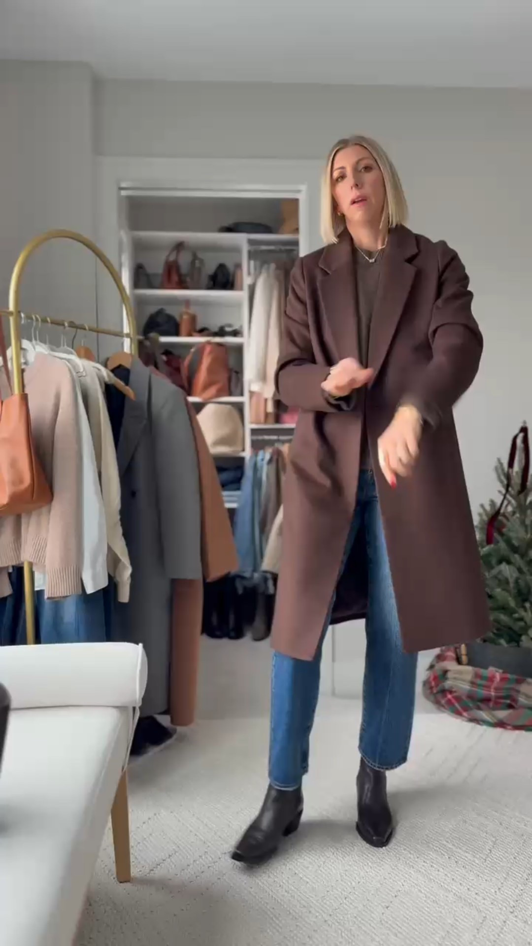 A winter capsule worthy coat!

#LTKOver40 #LTKmomlife #LTKootd