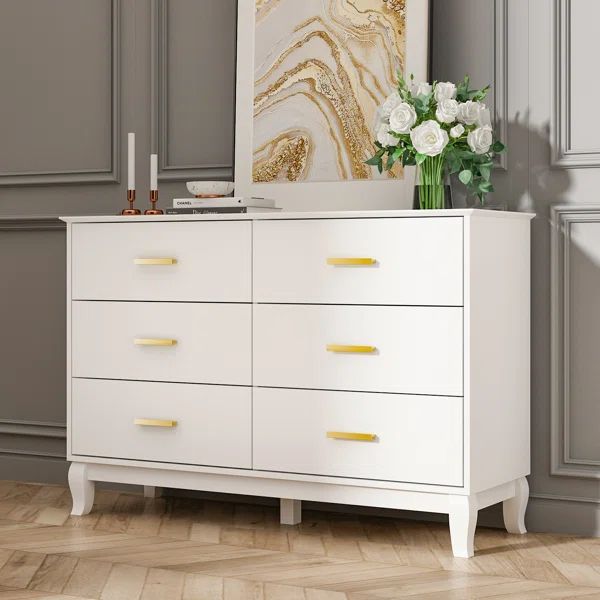 Elloise Dresser | Wayfair North America