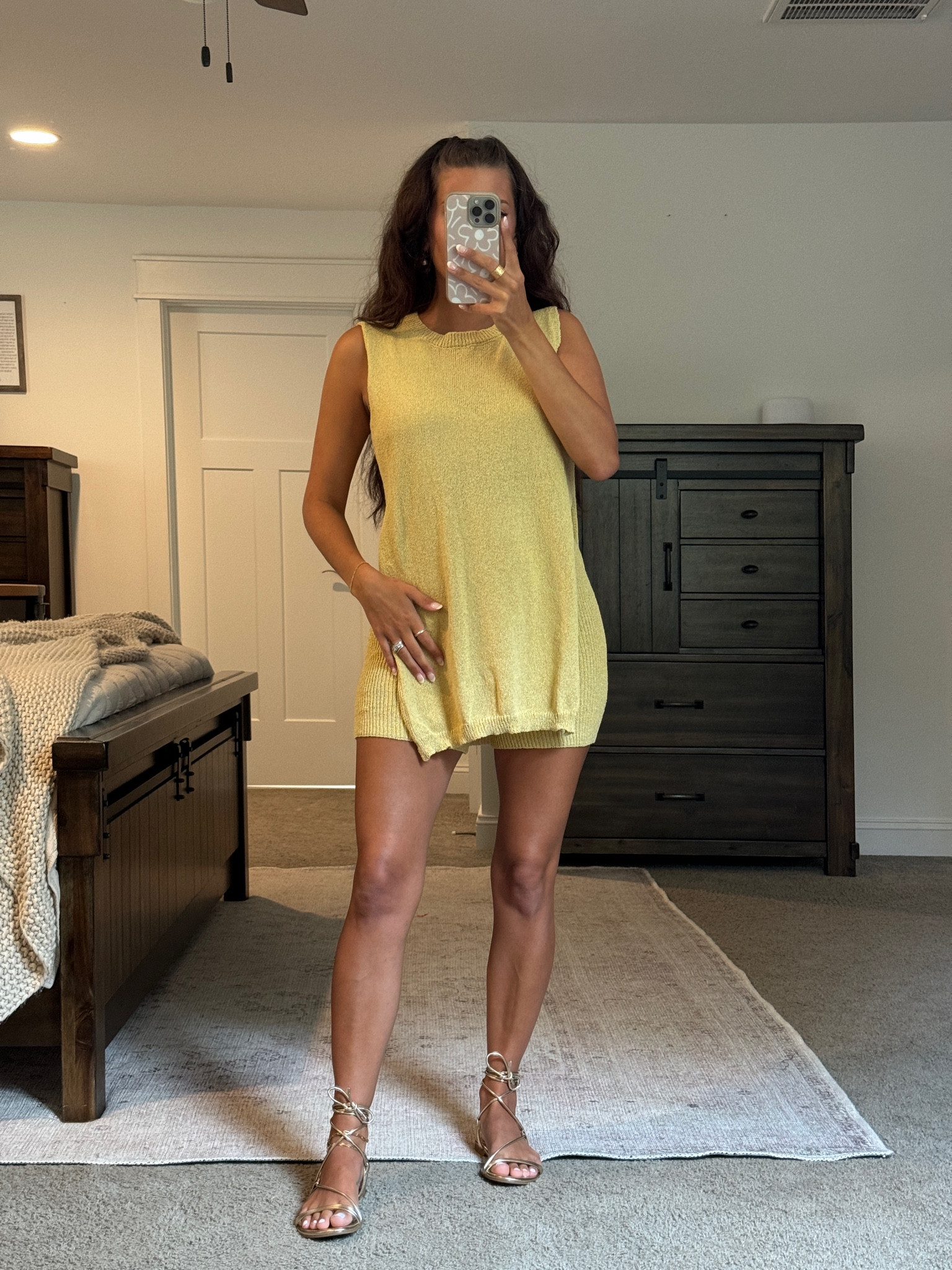 Perfect fall layering essential! Very soft and wearing a size small!