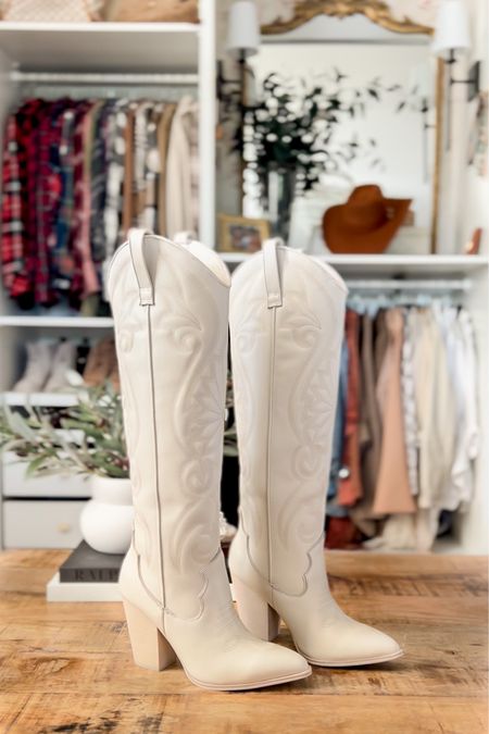 My favorite fall boots 🍁 #westernstyle #cowboyboots

#LTKshoecrush #LTKhome #LTKSeasonal