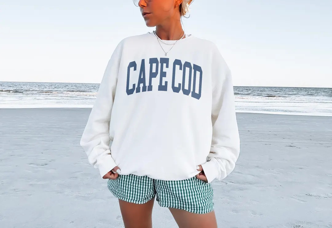 Cape Cod Sweatshirt, Massachusetts MA Pullover, Vintage Aesthetic, Trendy Travel Destination Gift... | Etsy (US)