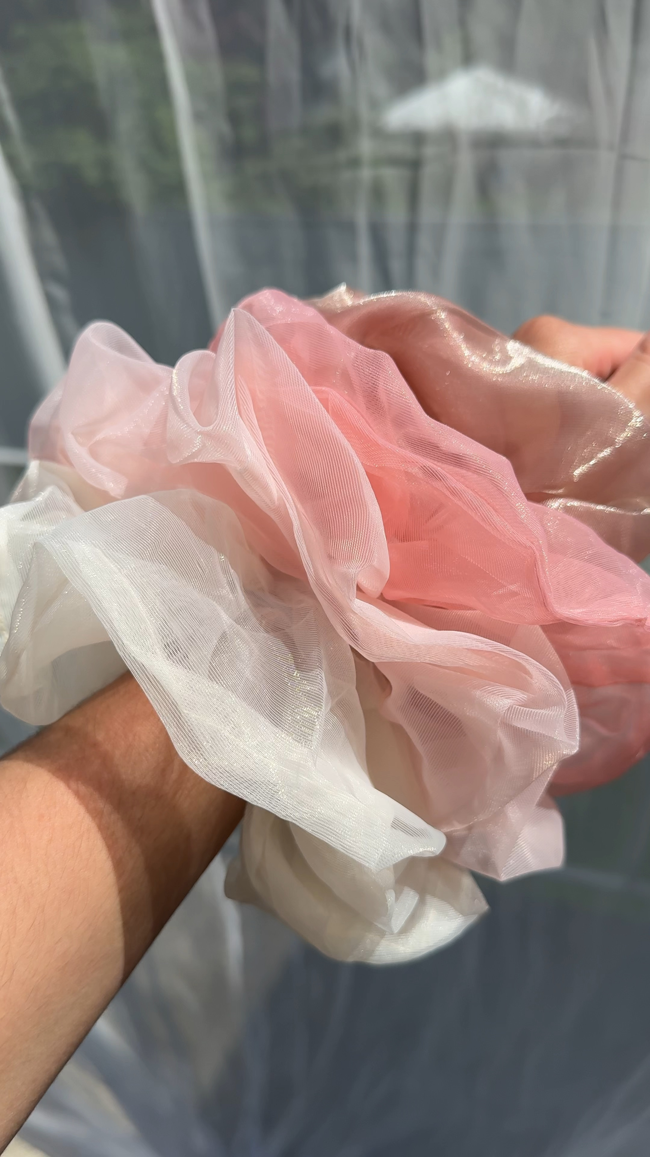 Easy and cute summer hairstyle 🌸
I just put my hair in a bun secure it with an elastic bobby pins or a small hair clip and then add my oversized scrunchie.

summer hair inspo 
Summer hairstyle 
Summer updo
Easy summer hairstyles  #LTKSeasonal 


#LTKbeauty #LTKsummer #LTKstyletip