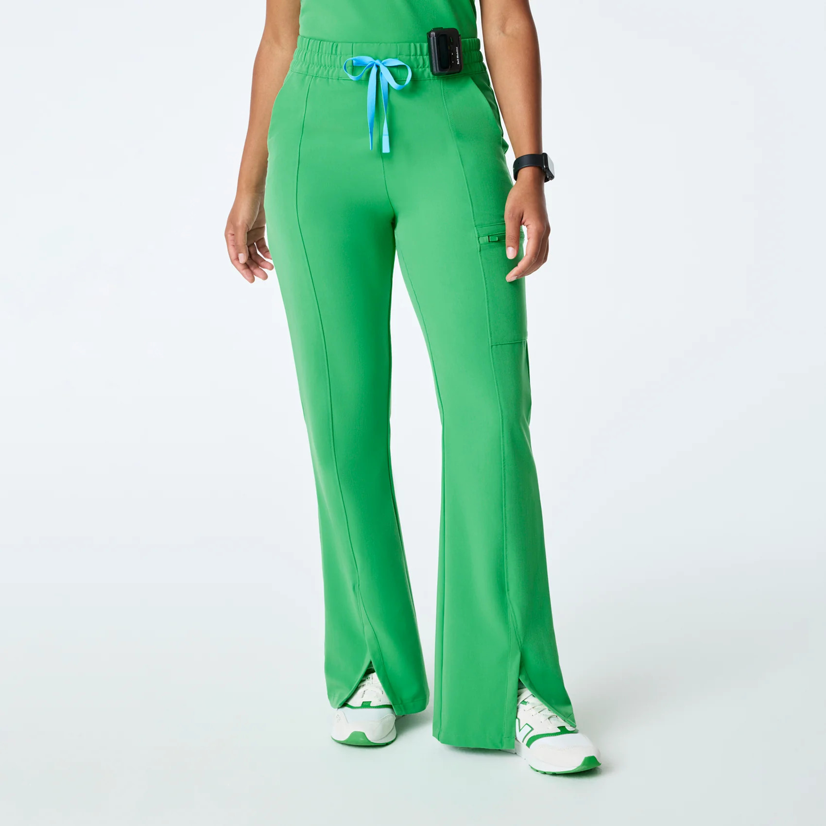 High Waisted Montal Flare  Scrub Pants | FIGS