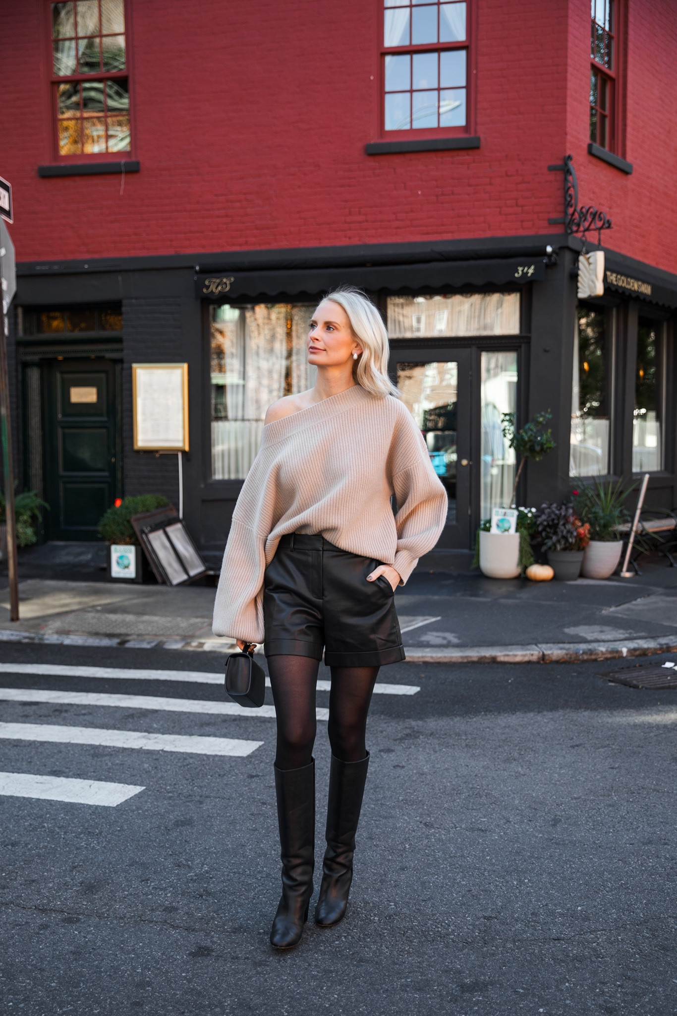 In a New York minute 🎶

#LTKItBag #LTKStyleTip