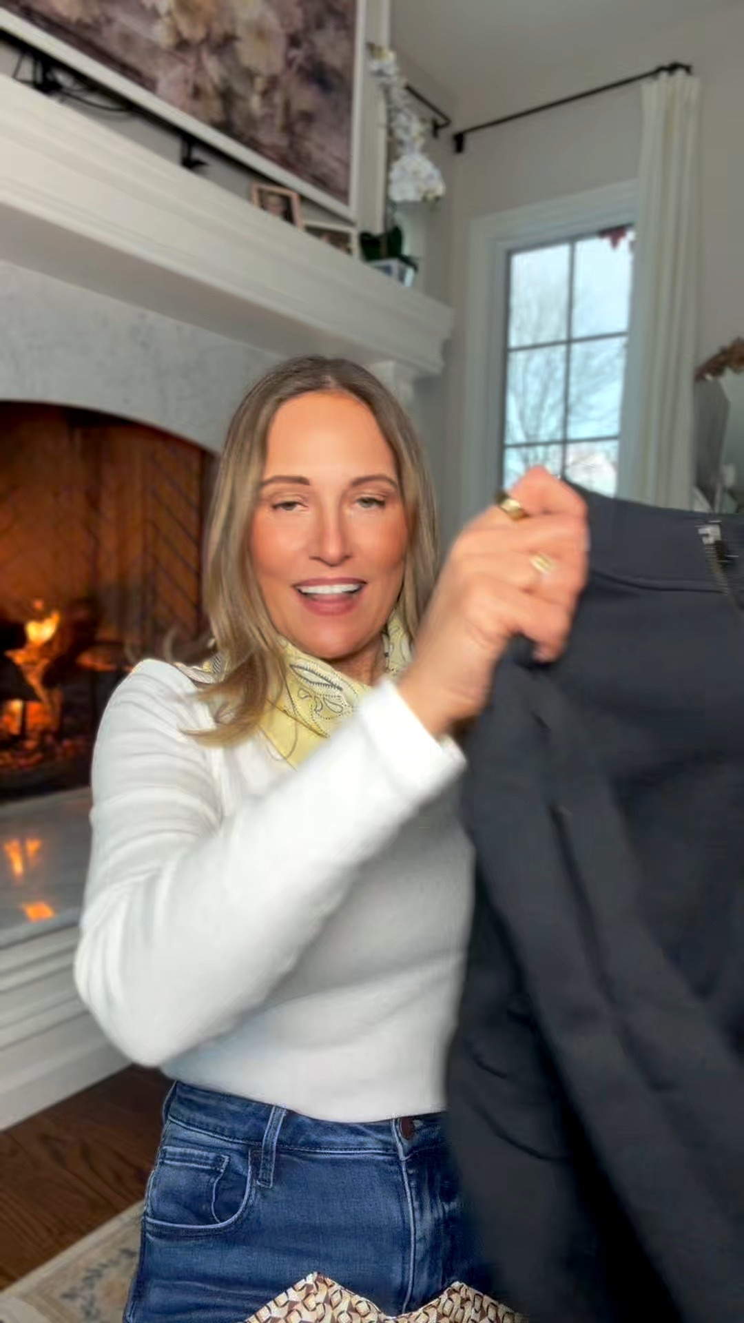 Elevated zip up cardigan sweatshirt 

#LTKootd #LTKmomlife #LTKgrwm