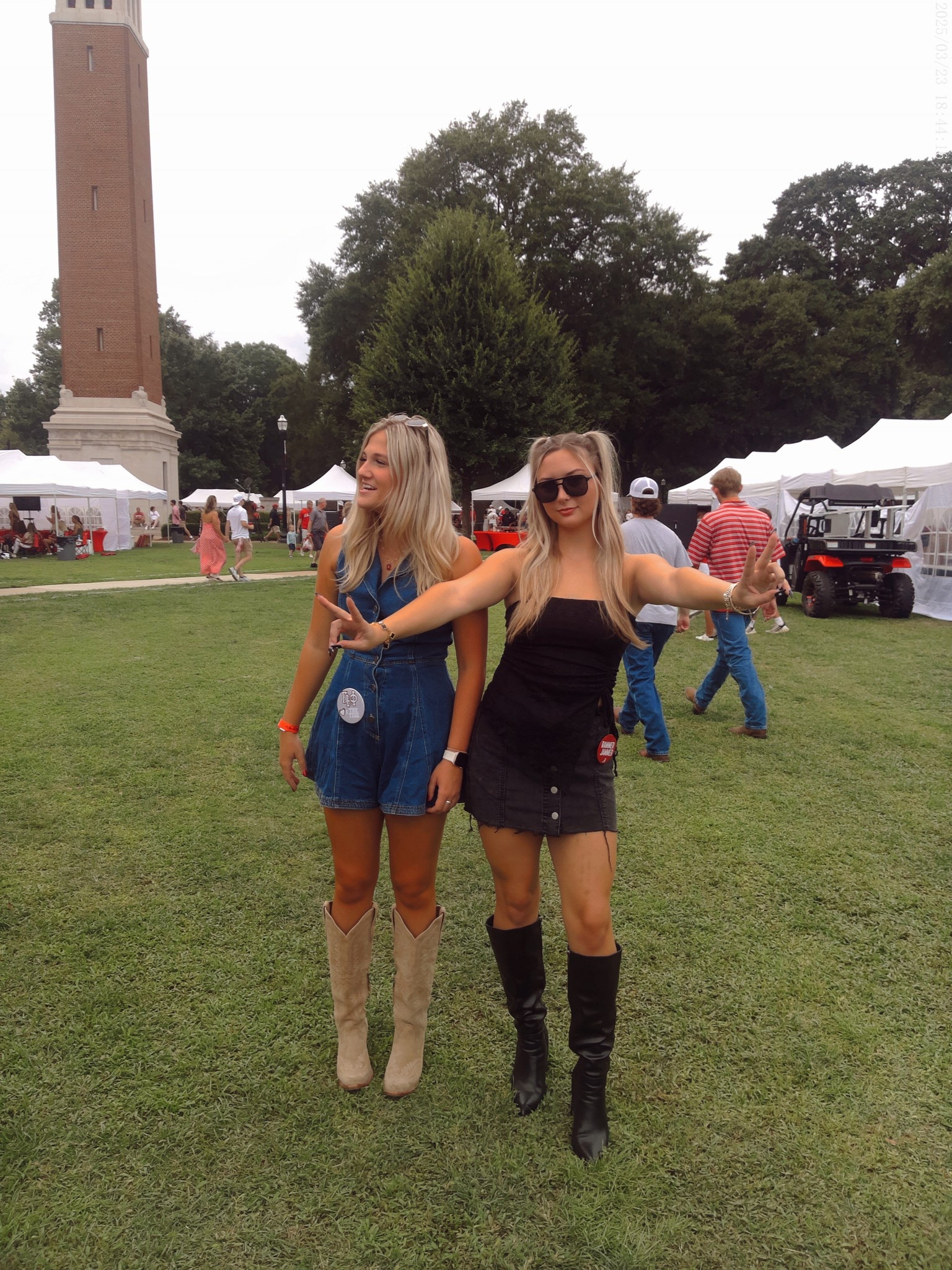 Alabama Football Game Day!❤️

#LTKSeasonal