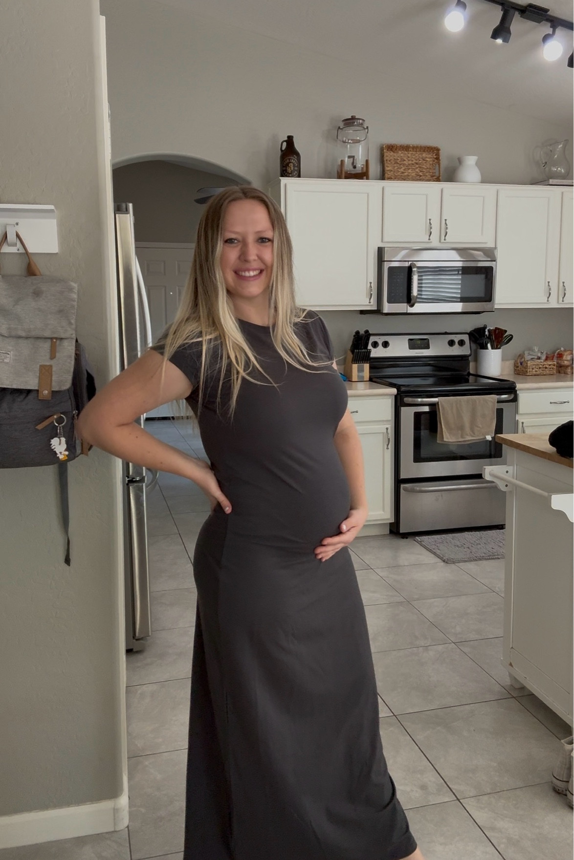 22 weeks pregnant with the perfect $20 bump friendly Target dress!!🤰🏼 

#LTKSaleAlert #LTKSeasonal #LTKBump