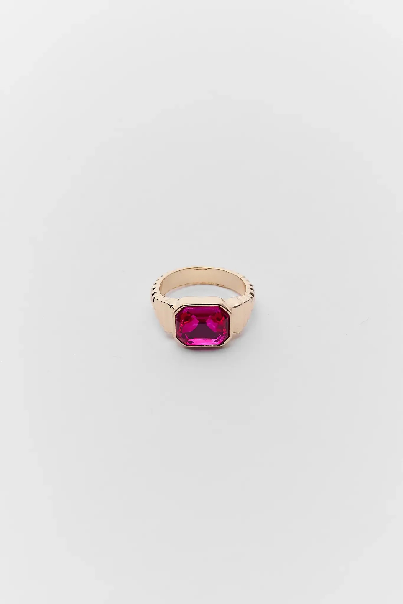 Evelyn Pink Stone Ring | Avara