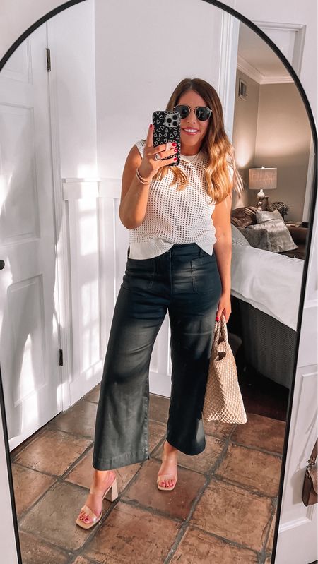 These viral wide leg cropped linen pants are on sale 20% off exclusively through LTK! They come in several colors and they are true to size



#LTKover40 #LTKsalealert #LTKstyletip