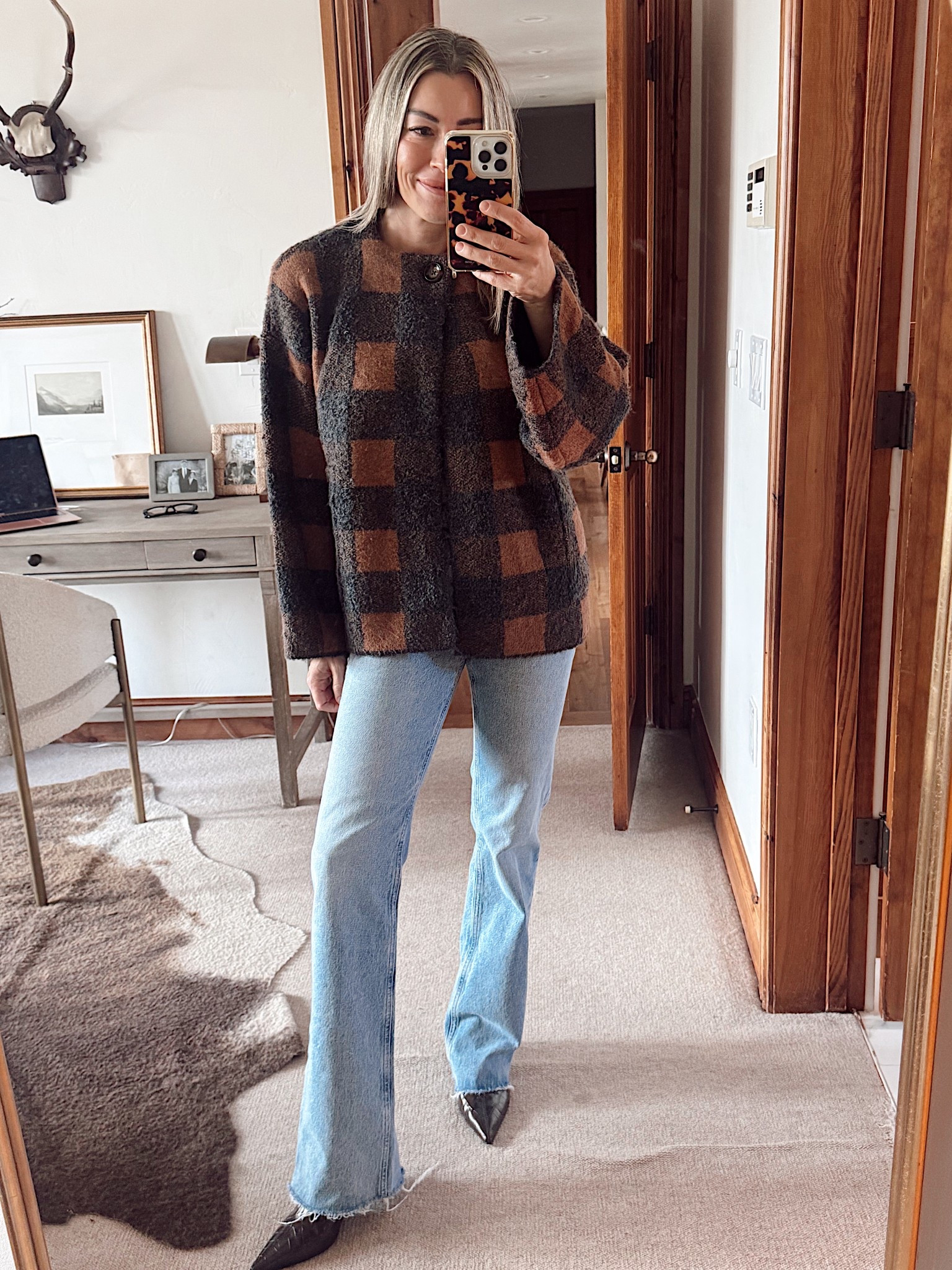 another cute Zara outfit and new agolde jeans 

#LTKFindsUnder100 #LTKOver40