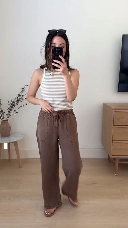 Splendid Friends and Family sale. 30% off with code FF4EVER. 

These are my favorite linen casual pants. Perfect shape and comfortable throughout. Wearing the xs  

Splendid tank xs
Splendid pants xs
Ancient Greek sandals 35
Little Liffner tote (old) 
Celine sunglasses  

Spring outfits, spring style, petite style 

#LTKsalealert #LTKSeasonal